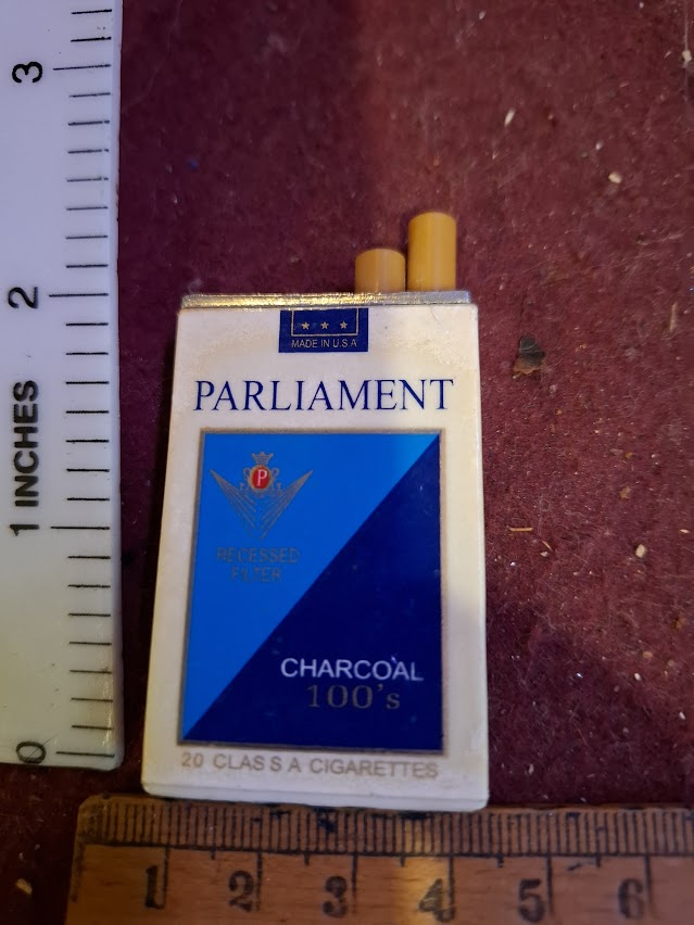 Vintage lighter -Parliament [OTH10339]