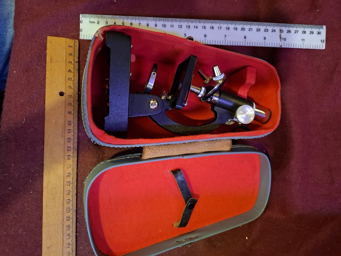 Old mini microscope [INS10705]