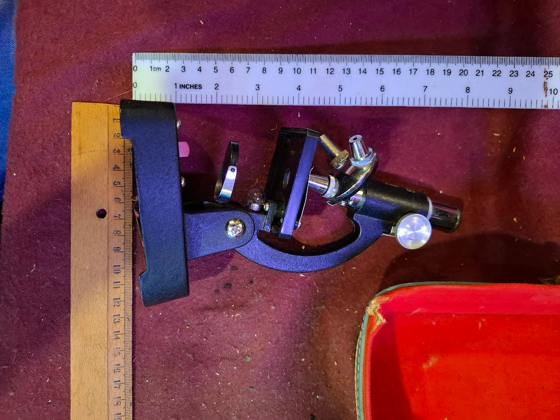 Old mini microscope [INS10705]