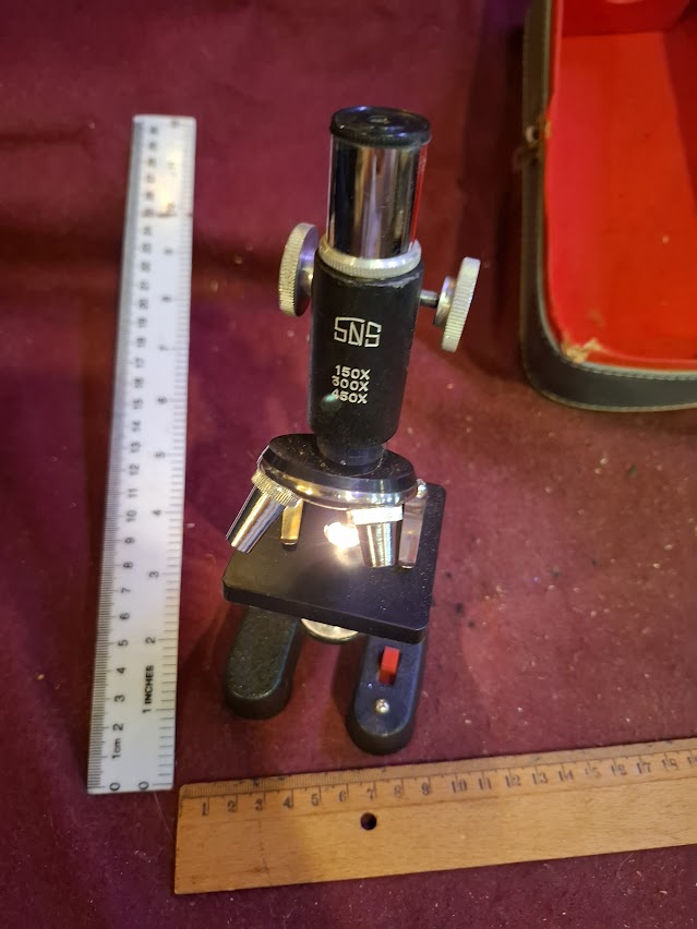 Old mini microscope [INS10705]