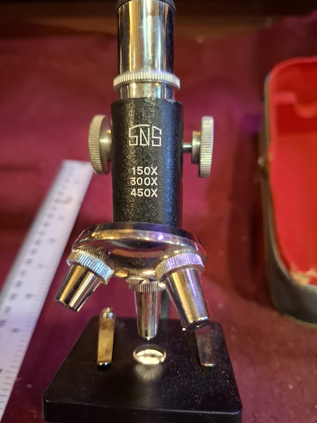 Old mini microscope [INS10705]
