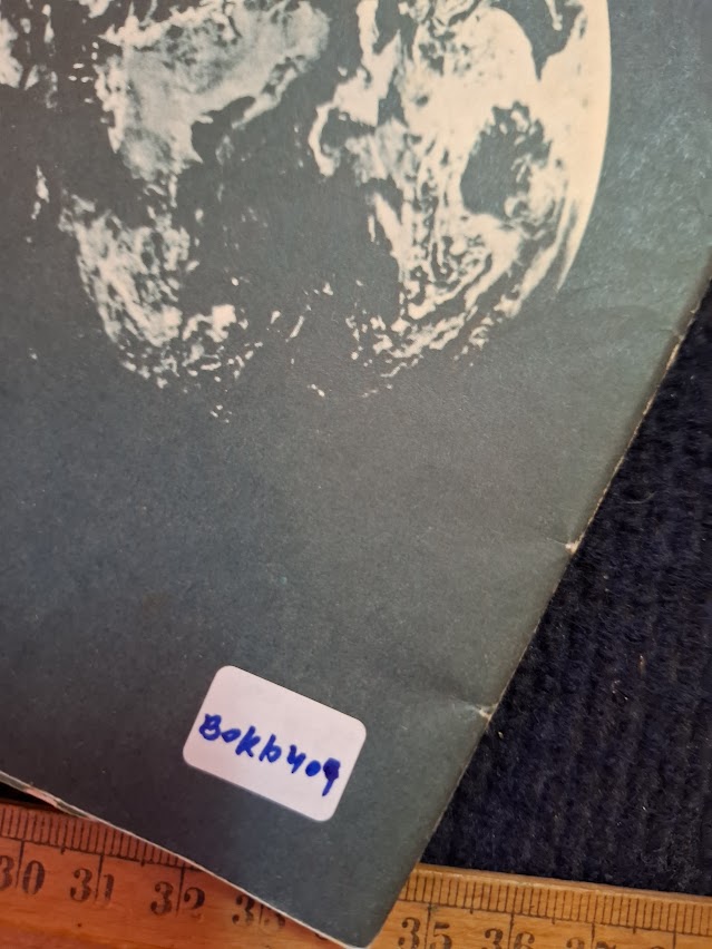 Science old 10 Hebrew Booklets for Youth To Know (LADAAT) 1971 [BOK10409]