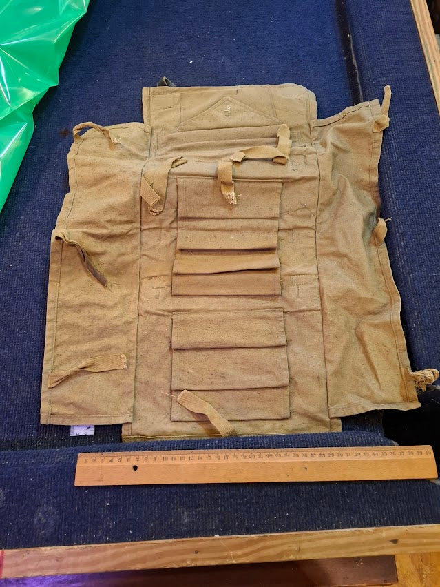 Old Military Pouch [ARM10169]