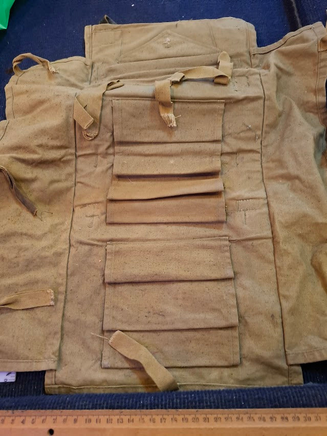 Old Military Pouch [ARM10169]