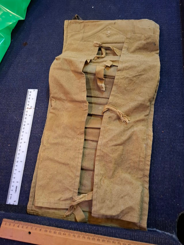 Old Military Pouch [ARM10169]