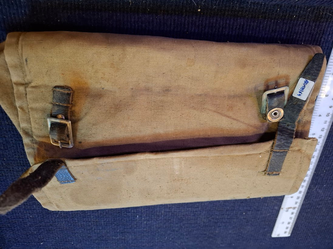 Old Military Pouch [ARM10169]