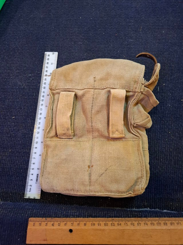 Old Military Pouch [ARM10170]