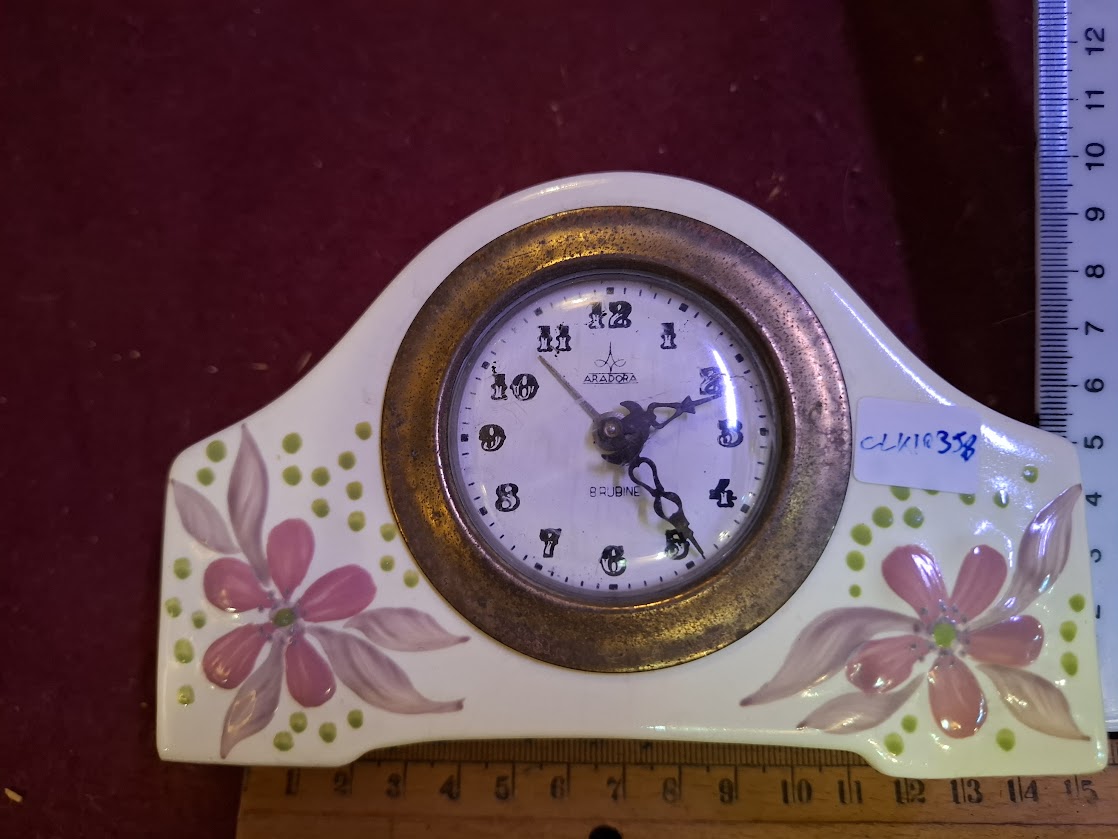 Vintage mechanical Delicate porcelain desk clock [CLK10358]