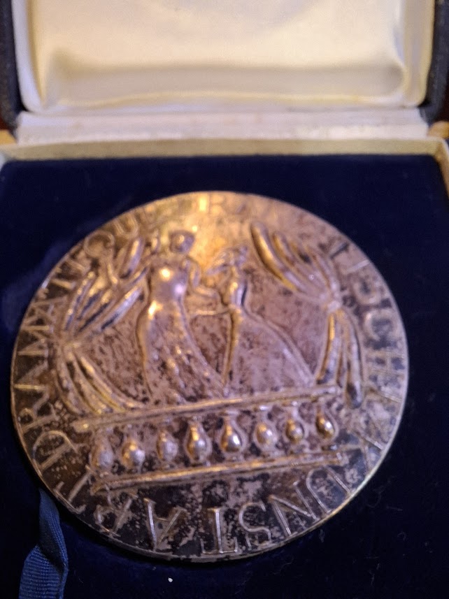 Bronza big Unknown medal1 [OTH10360]