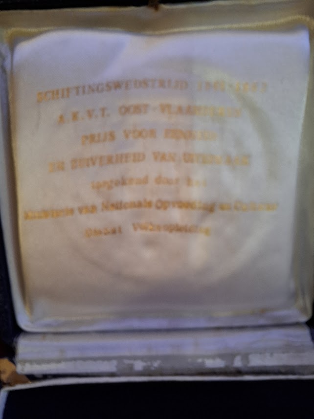 Bronza big Unknown medal1 [OTH10360]