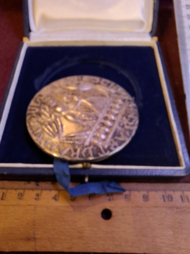 Bronza big Unknown medal1 [OTH10360]