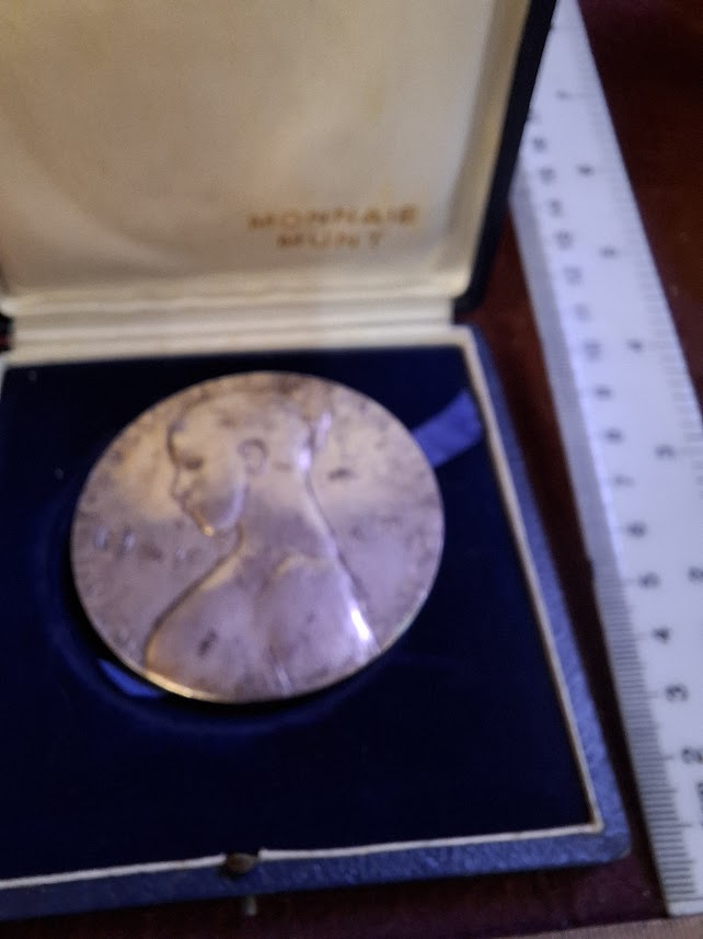 Bronza big Unknown medal2 [OTH10361]