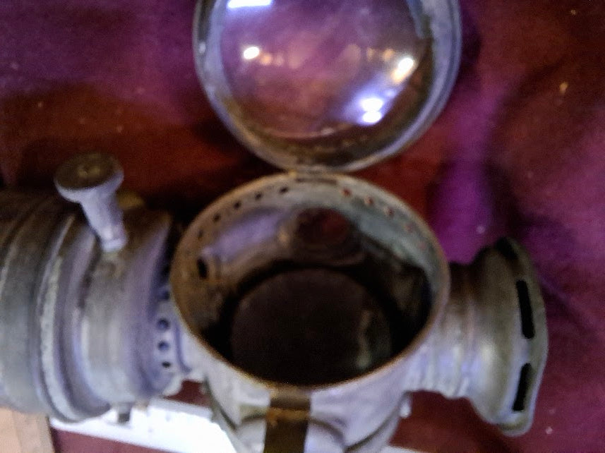 Antique Bicycle Headlight on Oil  - Rare [OTH10365]