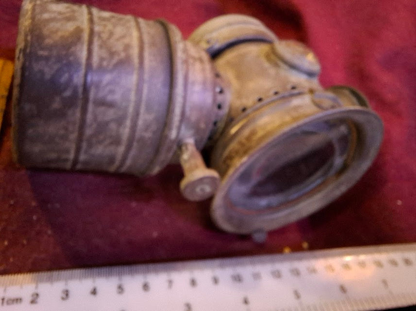 Antique Bicycle Headlight on Oil  - Rare [OTH10365]