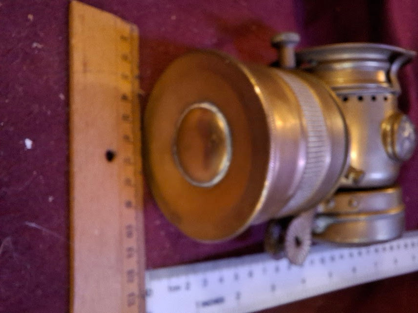 Antique Bicycle Headlight on Oil  - Rare [OTH10353]