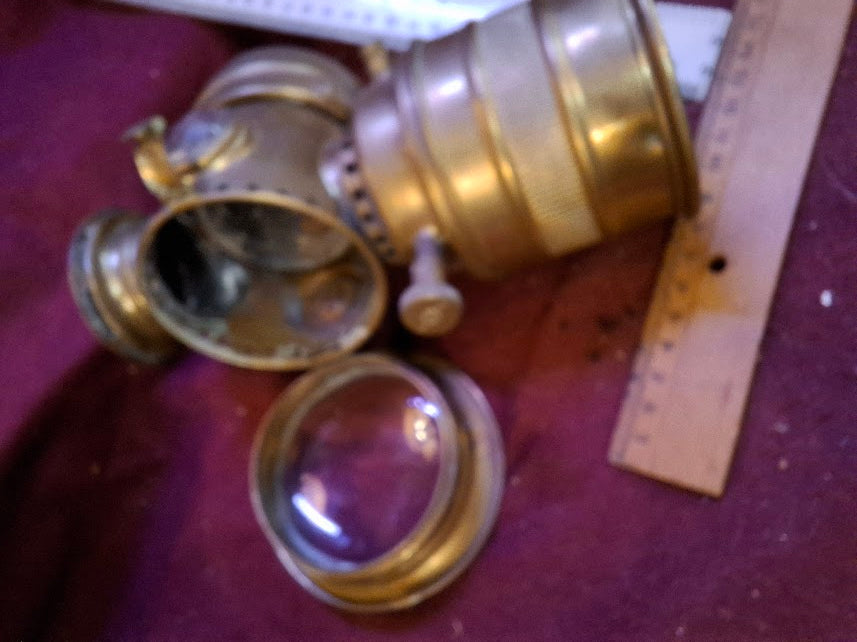 Antique Bicycle Headlight on Oil  - Rare [OTH10353]