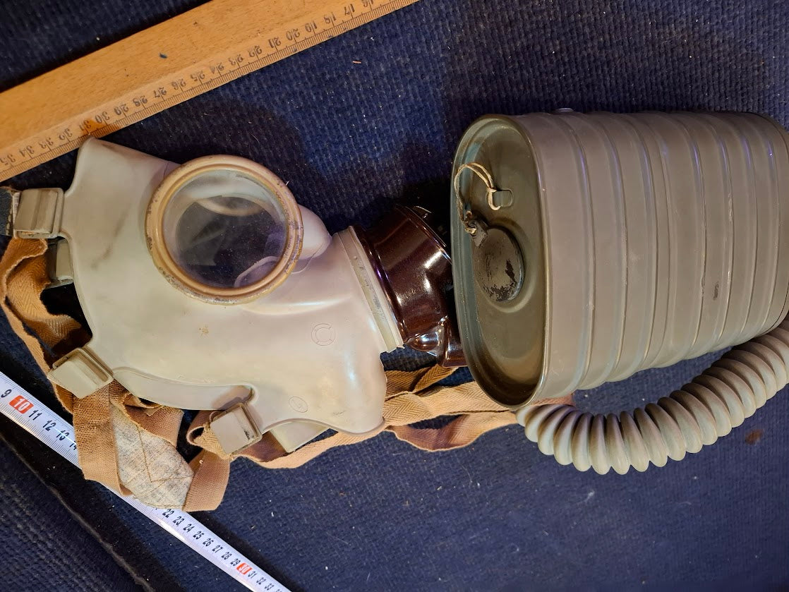 Vintage Military Chemical gas Mask [ARM10179]