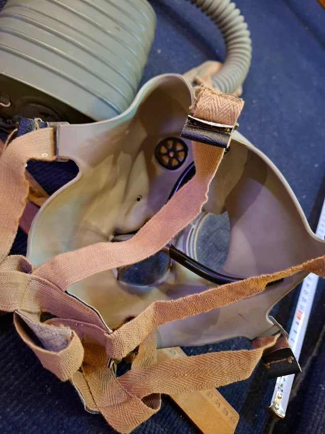 Vintage Military Chemical gas Mask [ARM10179]