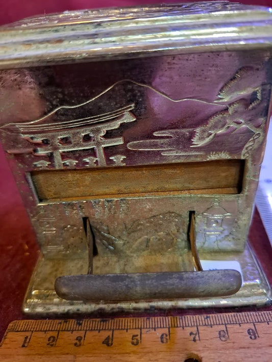 Old silver cigarette rolling device [OTH10373]