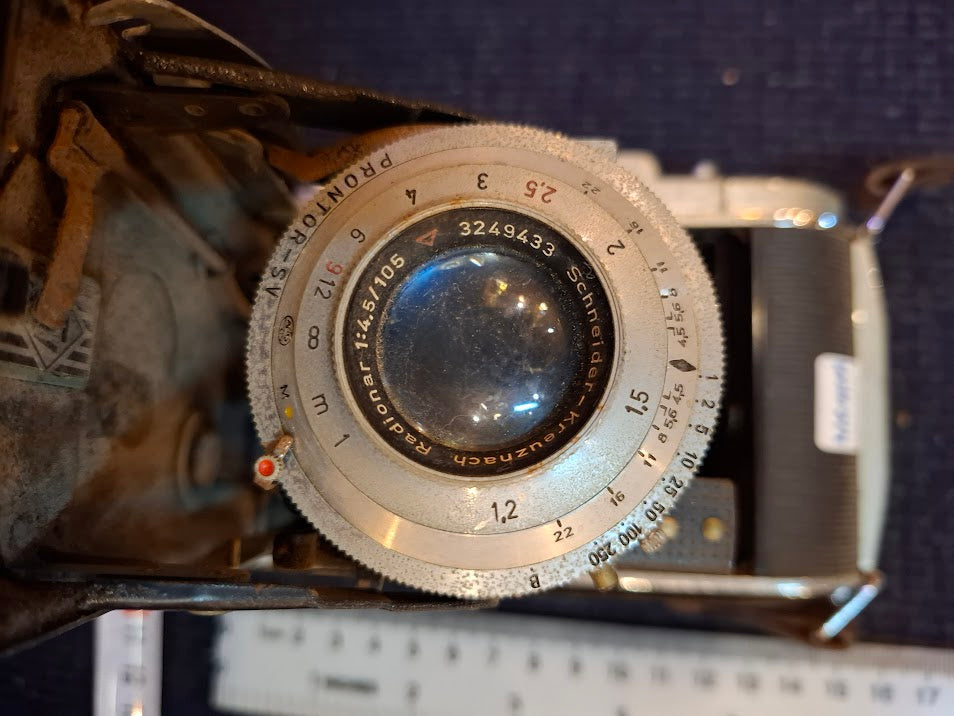 Antique camera [INS10714]