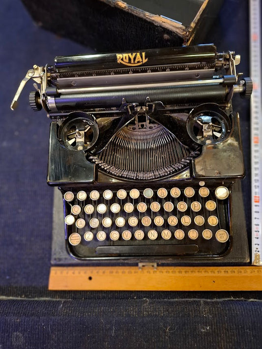Antique Royel typerwriter [OTH10381] *for Israel local market only*
