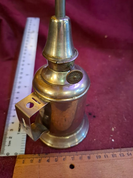 Antique (French Pigeon) oil lamp [OTH10390]