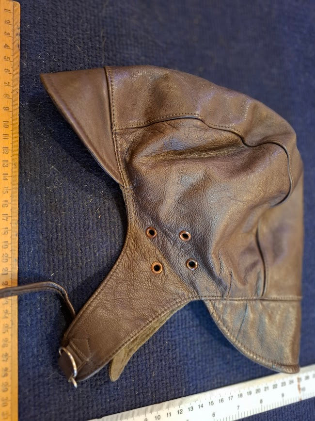 Vintage World War Base Pilots' Leather Hat [ARM10175]