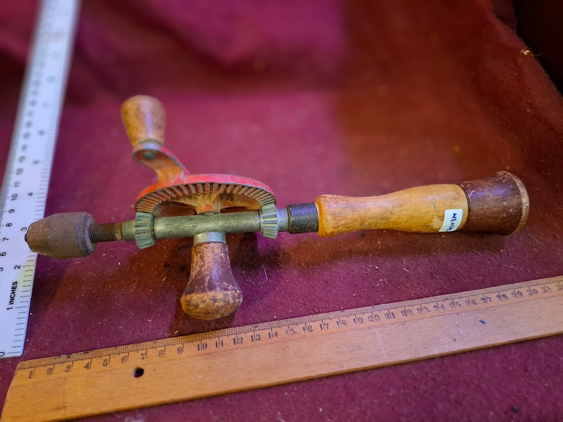 Vintage hand drill [TOL10314]