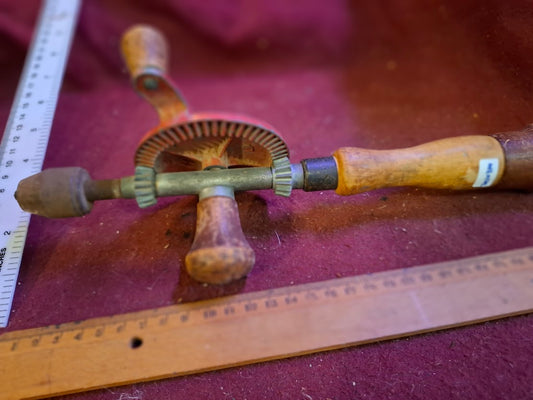 Vintage hand drill [TOL10314]