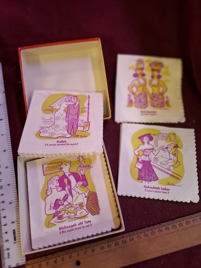 Vintage 1953 Israel box of Yankee Yiddish coktail napkins [ISR10249]