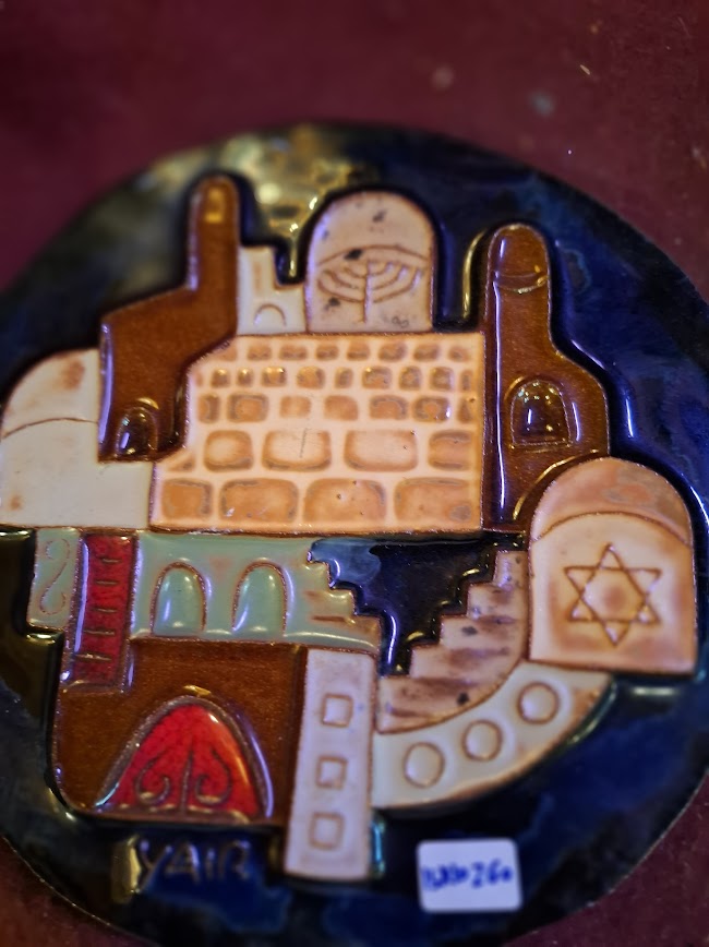 Vintage Yair artist ceramic Jerusalem figure [ISR10260]