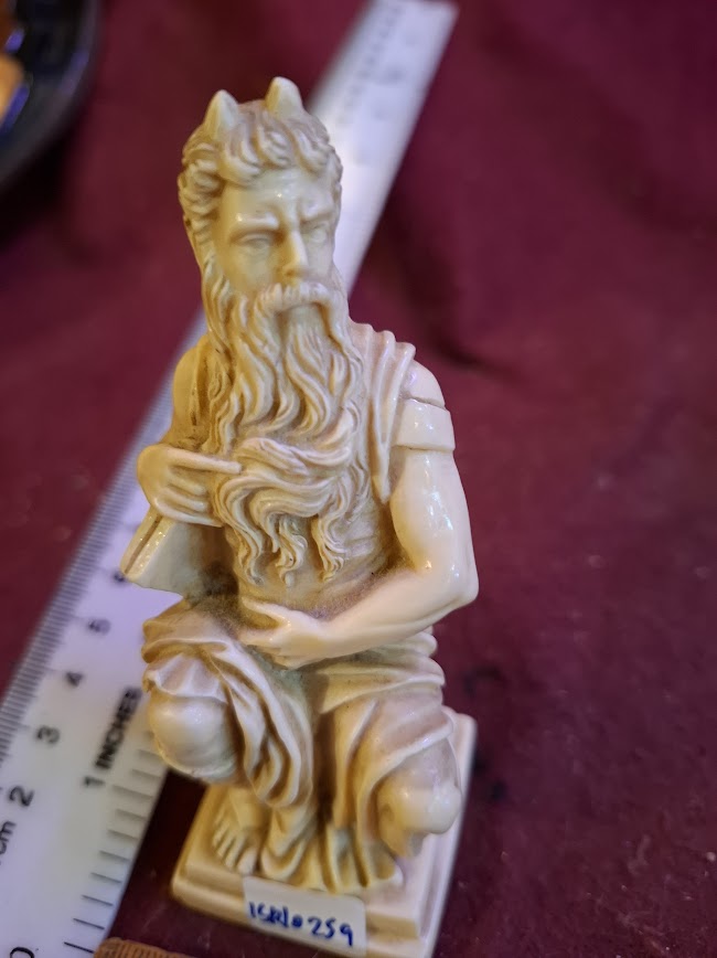 Vintage Moshe stone figurine model [ISR10259]