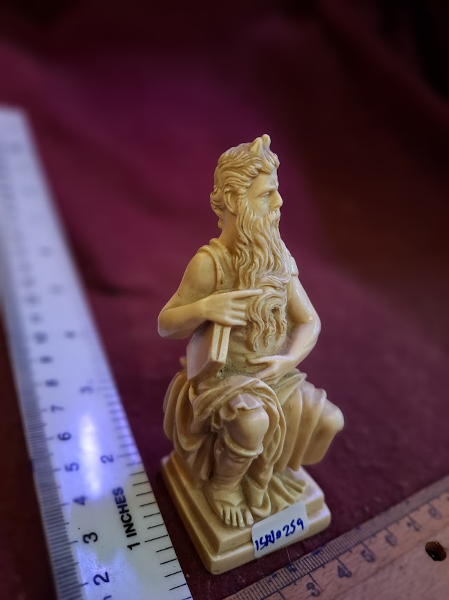 Vintage Moshe stone figurine model [ISR10259]