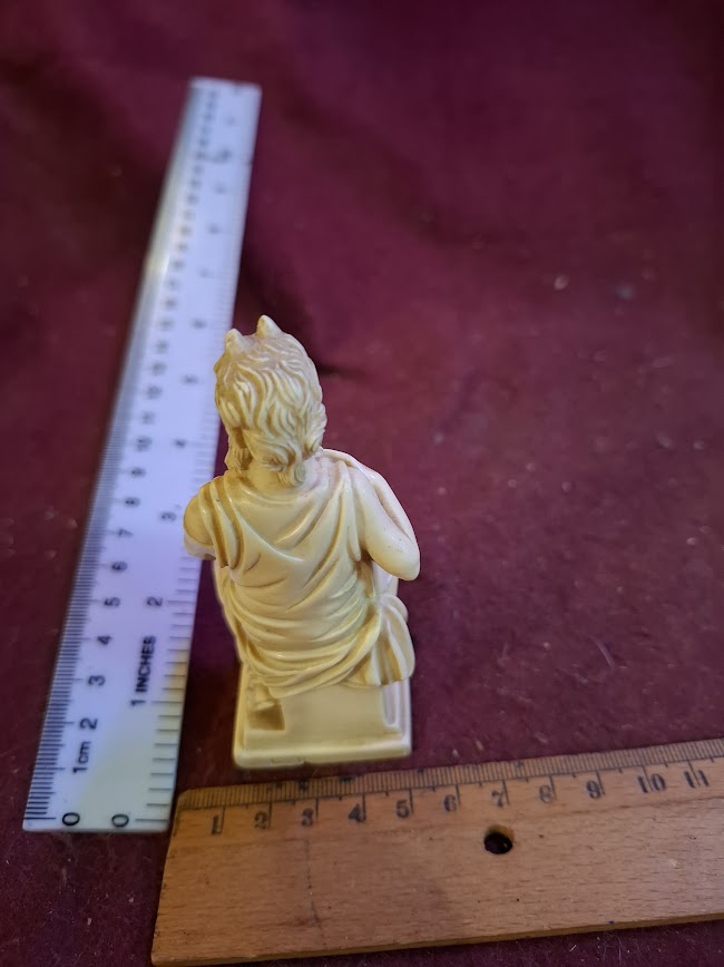 Vintage Moshe stone figurine model [ISR10259]