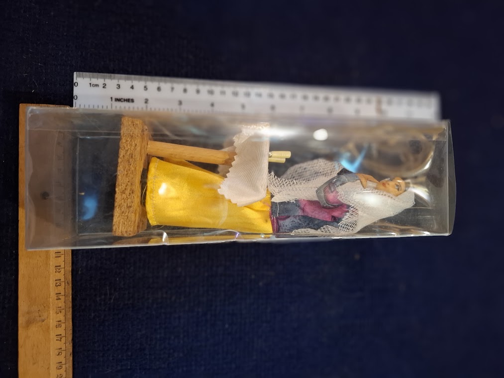 Vintage judaica handmade woman doll [JUD10221]