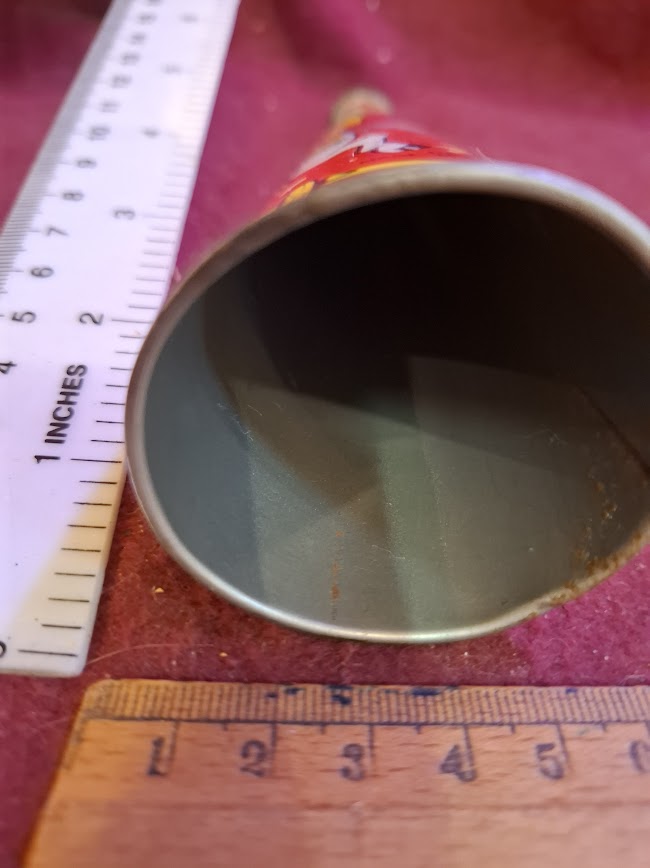 Vintage horn noisemaking tin toy [GAM10350]