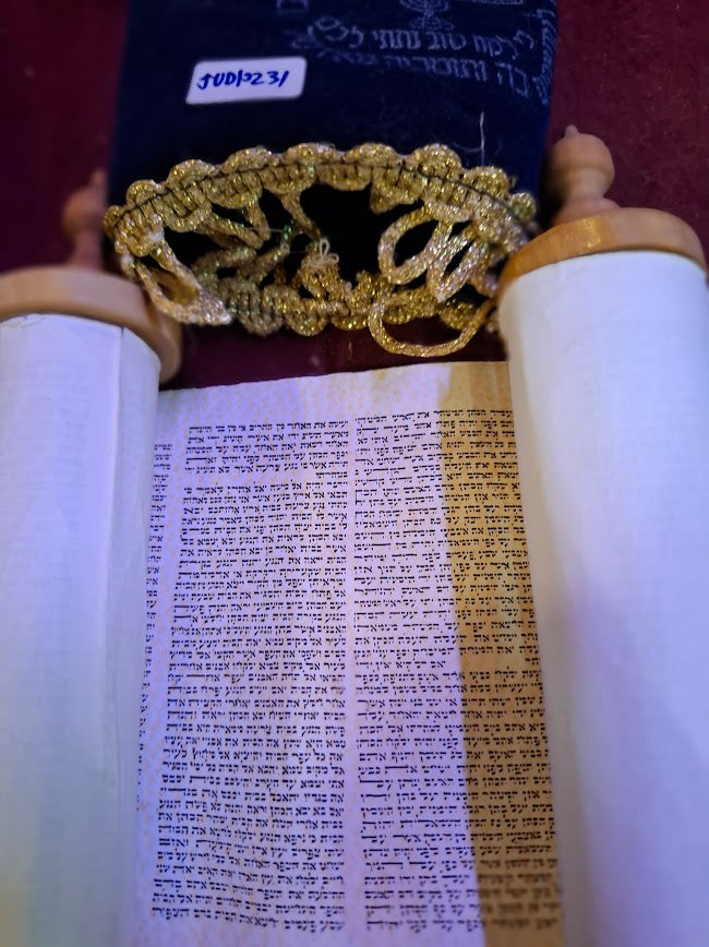 Vintage judaica scroll tora [JUD10231]