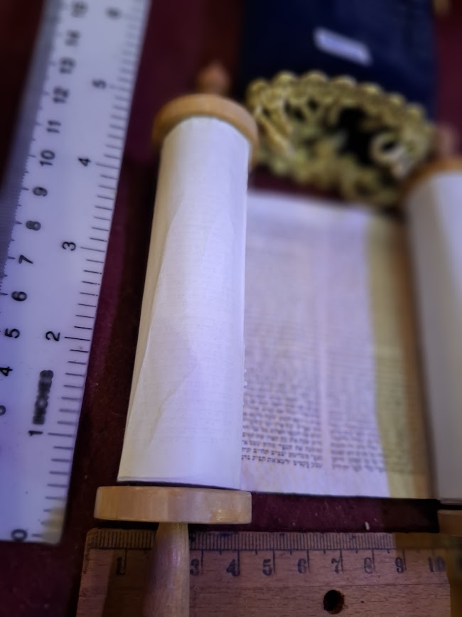 Vintage judaica scroll tora [JUD10231]