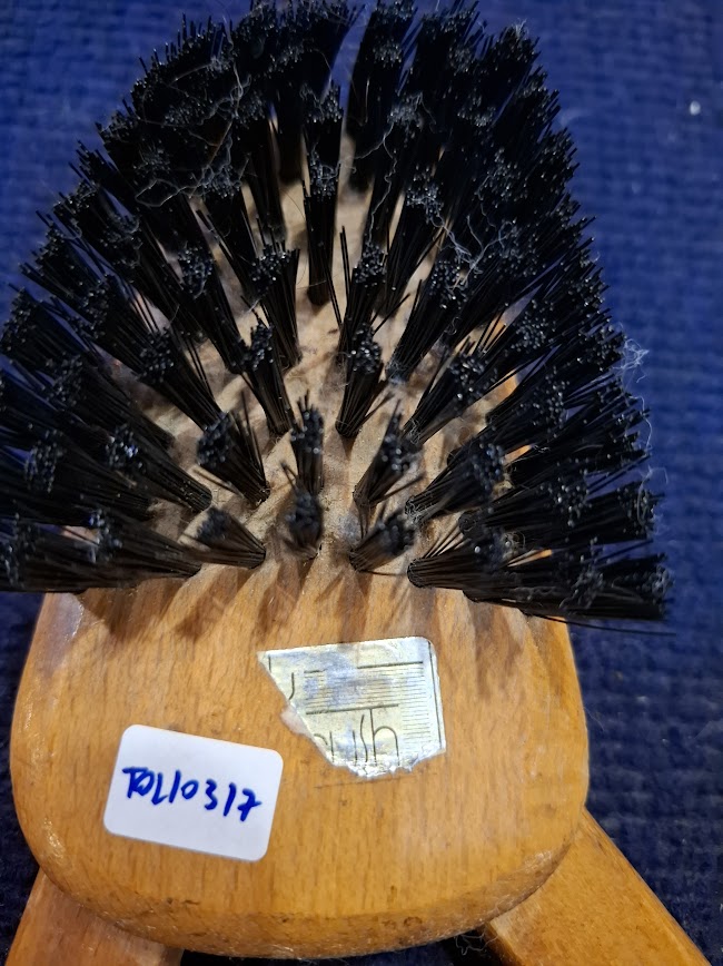 Vintage Wooden Tailor Brush [TOL10317]