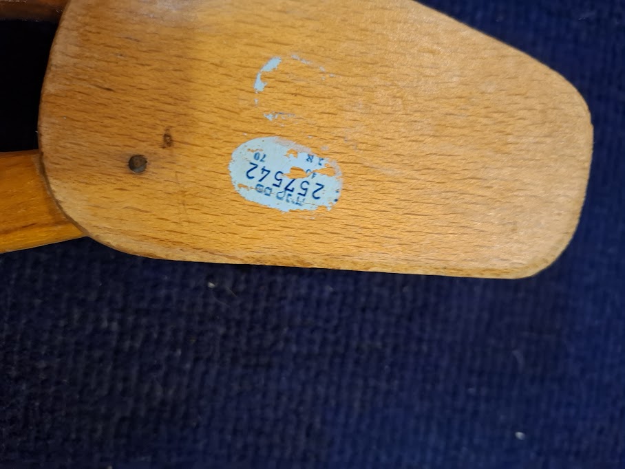Vintage Wooden Tailor Brush [TOL10317]