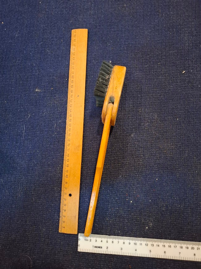 Vintage Wooden Tailor Brush [TOL10317]