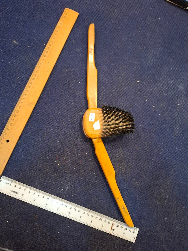 Vintage Wooden Tailor Brush [TOL10317]