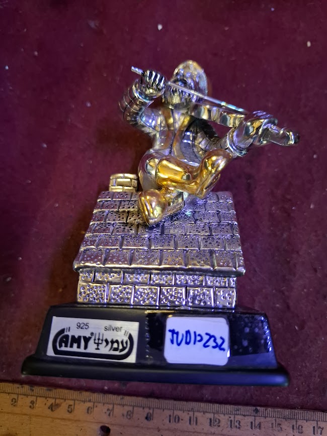 פסלון יודאיקה של כנר על הגג עשוי כסף 925, איימי [JUD10232]