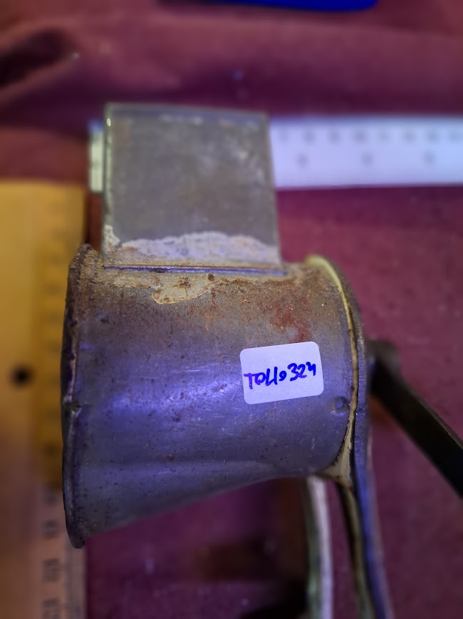 Antique nutmeg spice grater [TOL10324]
