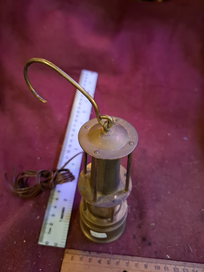 Antique miner oil lamp (was) - Rare [OTH10413]