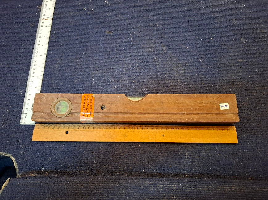 Vintage wooden Water level [TOL10321]