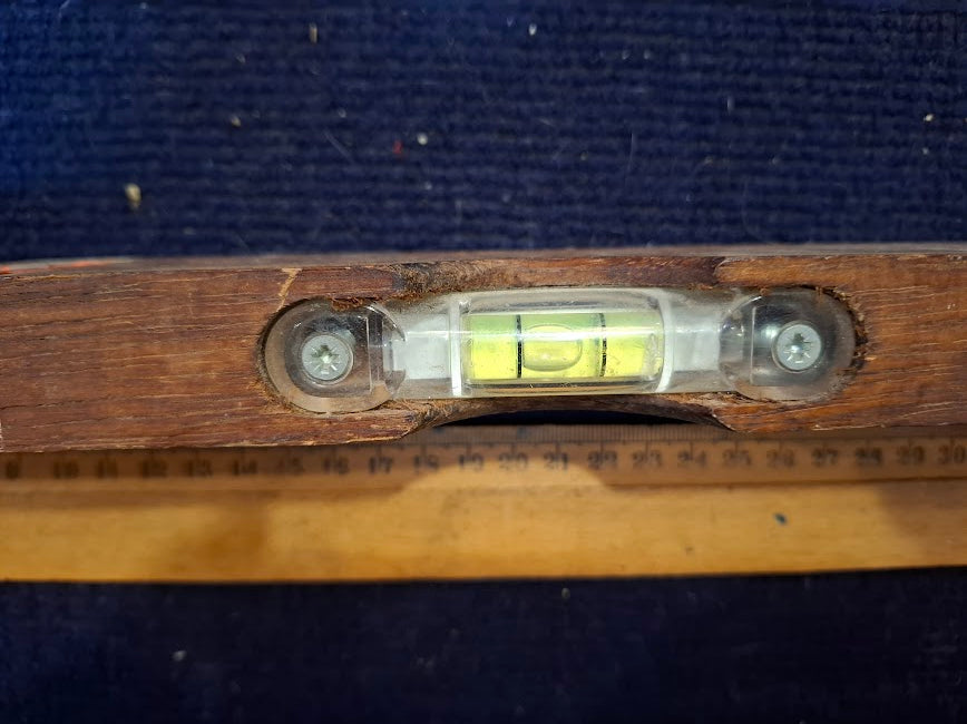 Vintage wooden Water level [TOL10321]