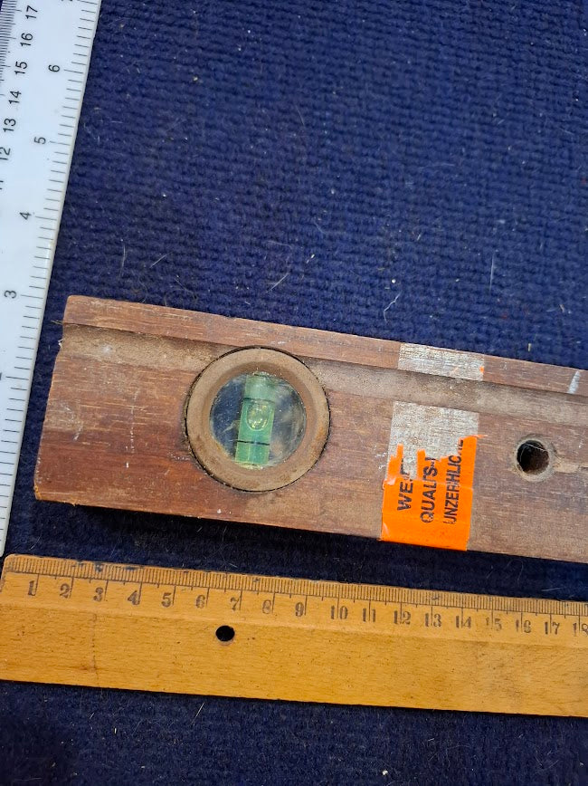 Vintage wooden Water level [TOL10321]