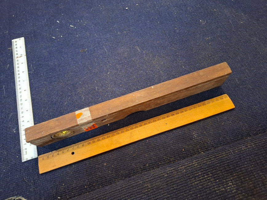Vintage wooden Water level [TOL10321]