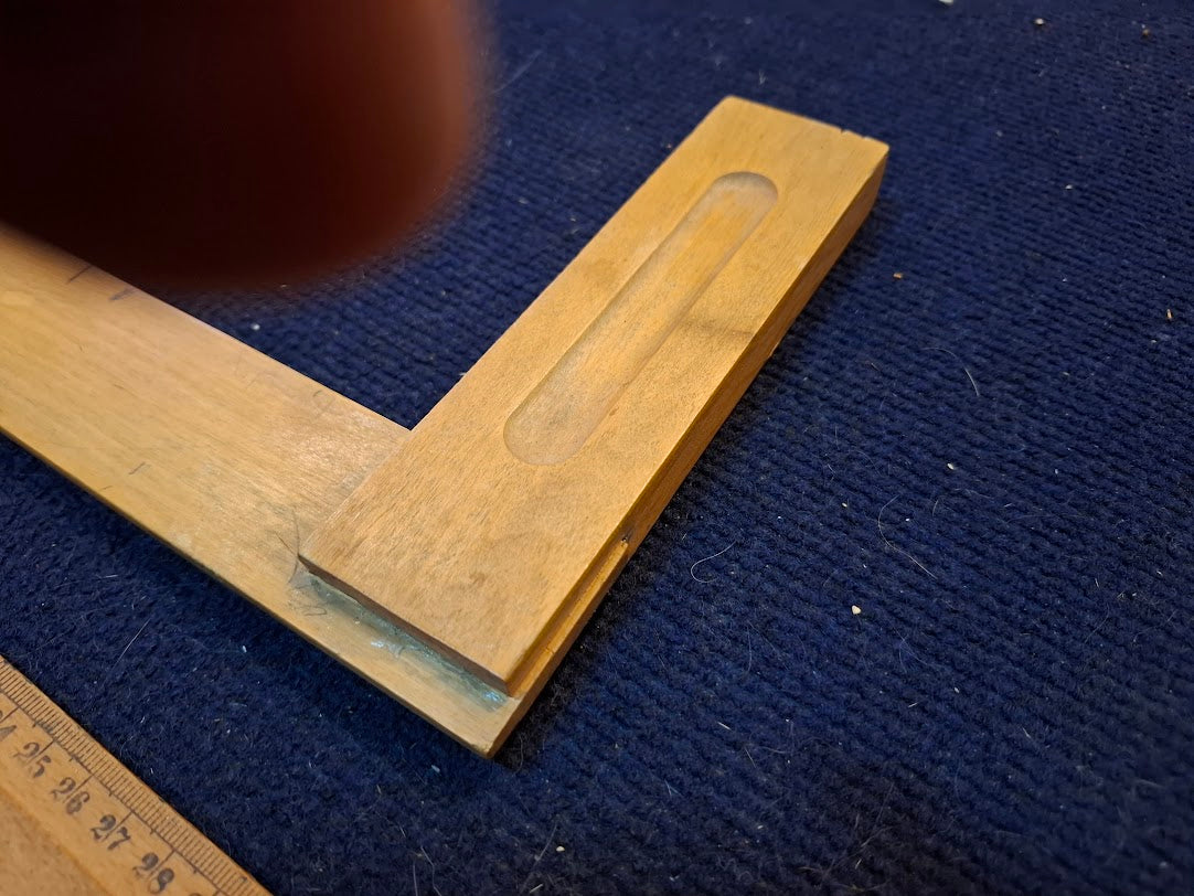 Vintage wooden builders square tool [TOL10323]